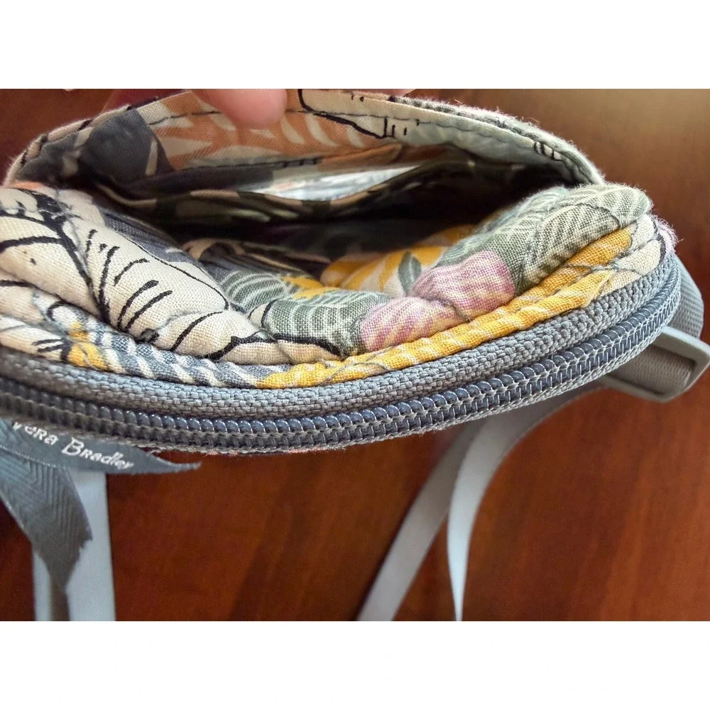 Vera Bradley Palm Floral RFID Wallet Phone Crossbody Bag Quilted Mini Travel